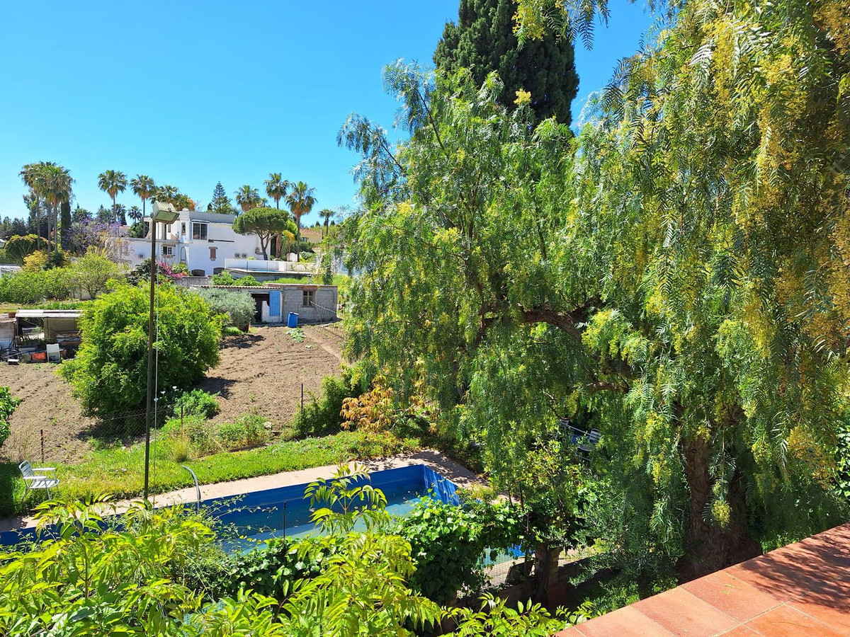 3 Bed Townhouse for sale in Estepona Costa Del Sol, Málaga, Spain