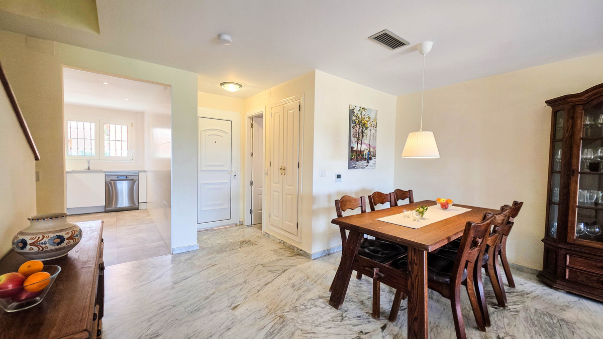Se vende Adosada de 3 dormitorios en Costa Del Sol, Málaga, España
