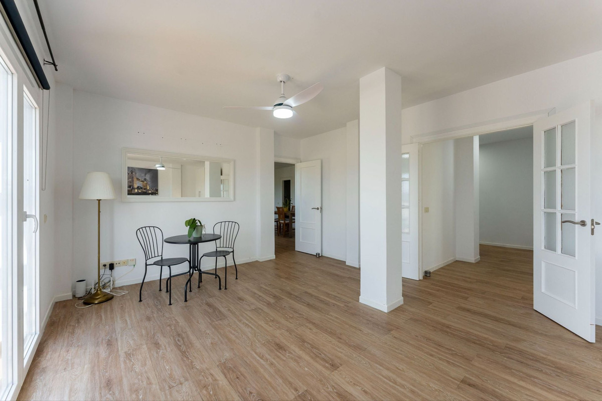Se vende Villa - Chalet de 5 dormitorios en Costa Del Sol, Málaga, España