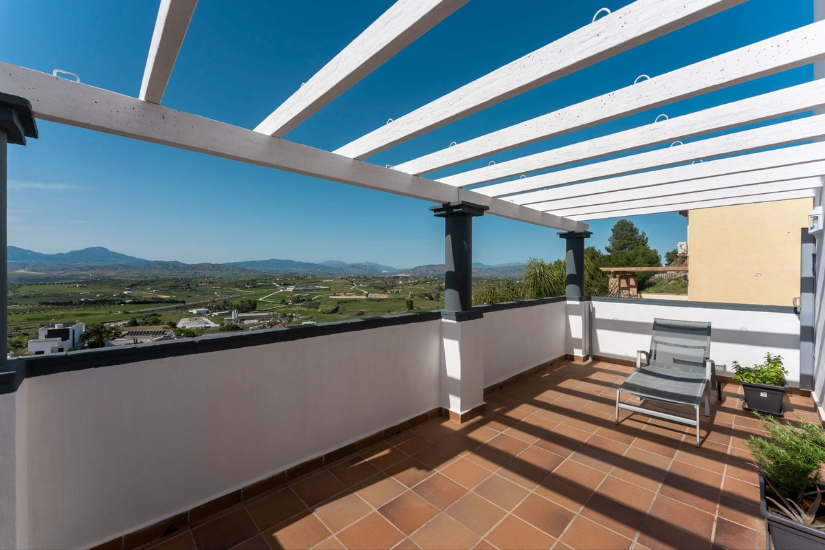 Se vende Villa - Chalet de 5 dormitorios en Costa Del Sol, Málaga, España