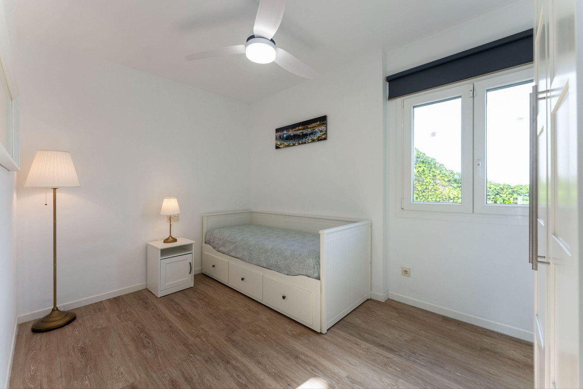 Se vende Villa - Chalet de 5 dormitorios en Costa Del Sol, Málaga, España