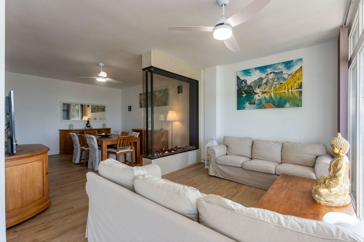 Se vende Villa - Chalet de 5 dormitorios en Costa Del Sol, Málaga, España