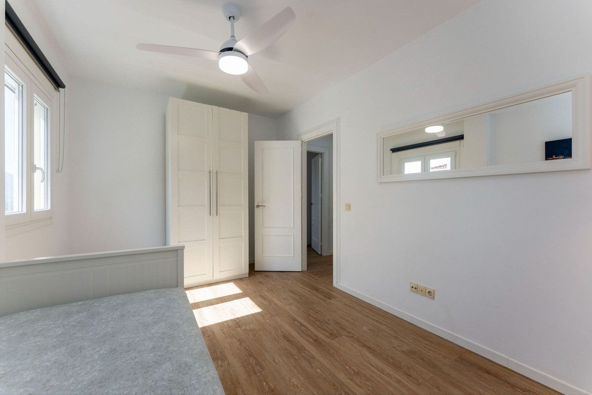 Se vende Villa - Chalet de 5 dormitorios en Costa Del Sol, Málaga, España