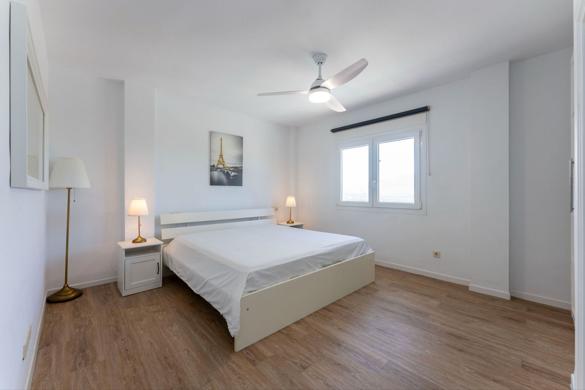 Se vende Villa - Chalet de 5 dormitorios en Costa Del Sol, Málaga, España