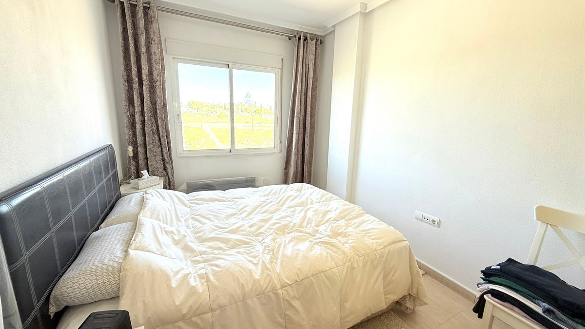 Se vende Apartamento en Planta Última de 2 dormitorios en Costa Blanca, Alicante, España