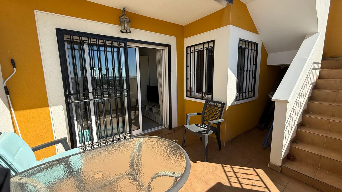 Se vende Apartamento en Planta Última de 2 dormitorios en Costa Blanca, Alicante, España