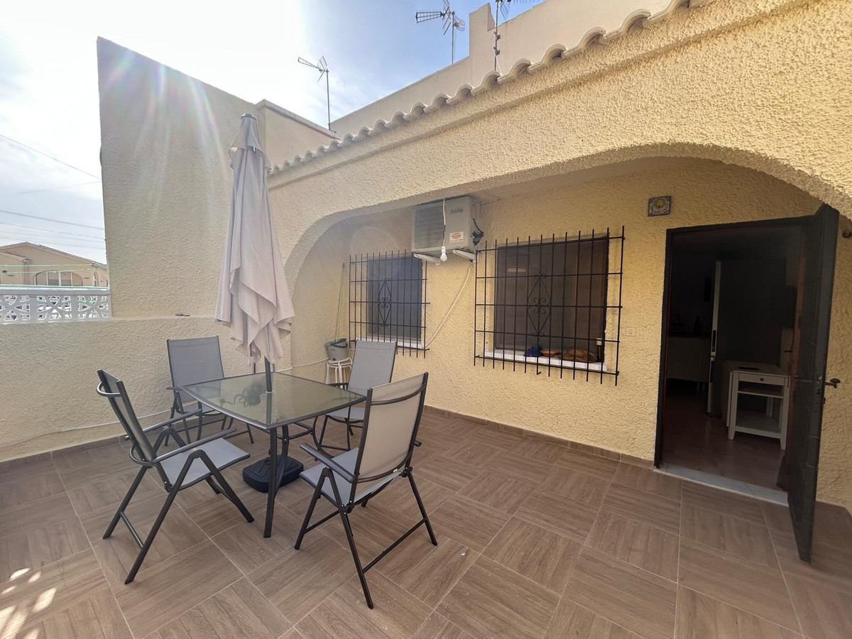 Se vende Adosada de 1 dormitorios en Costa Blanca, Alicante, España