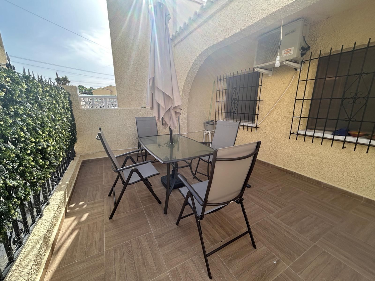 Se vende Adosada de 1 dormitorios en Costa Blanca, Alicante, España