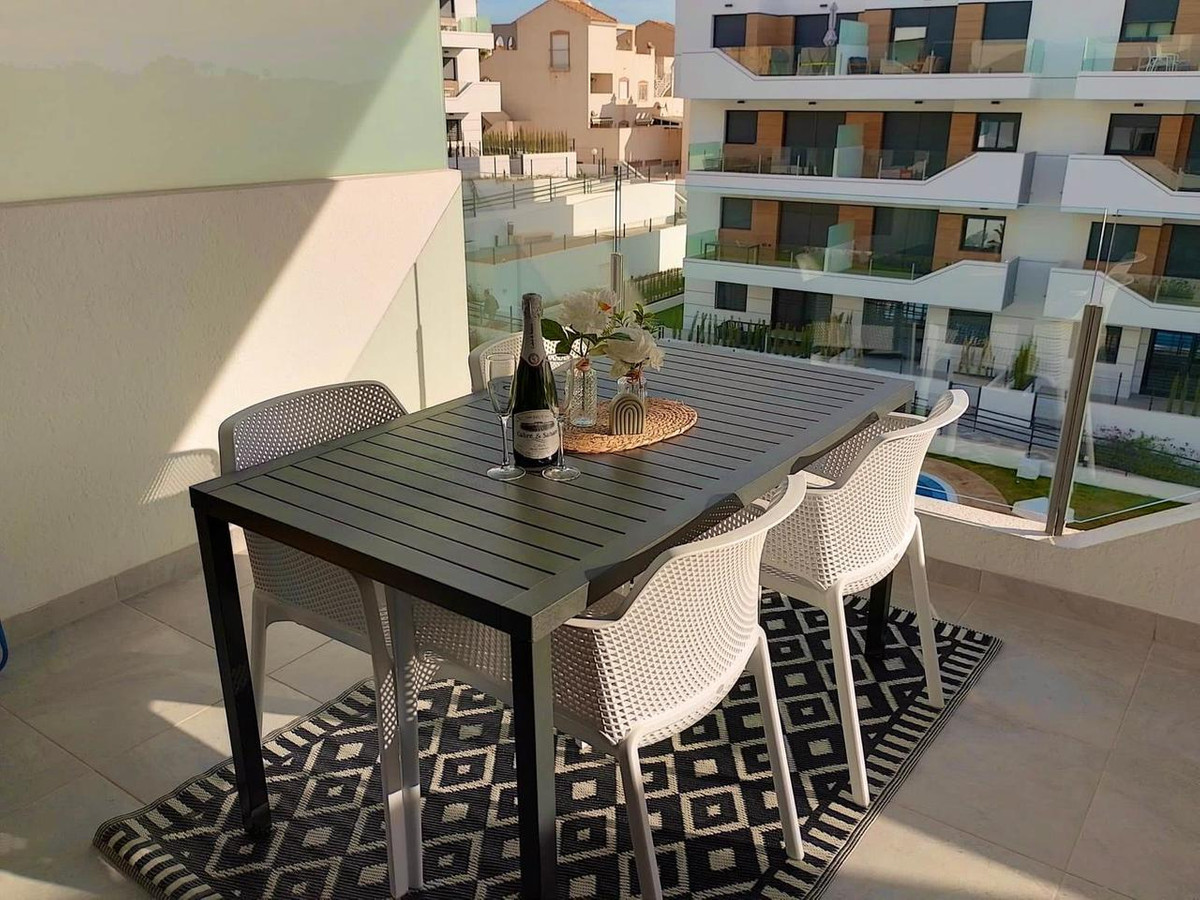 Se vende Apartamento Planta Media de 2 dormitorios en Costa Blanca, Alicante, España