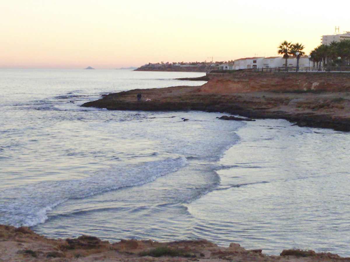 Se vende Apartamento Planta Media de 2 dormitorios en Costa Blanca, Alicante, España