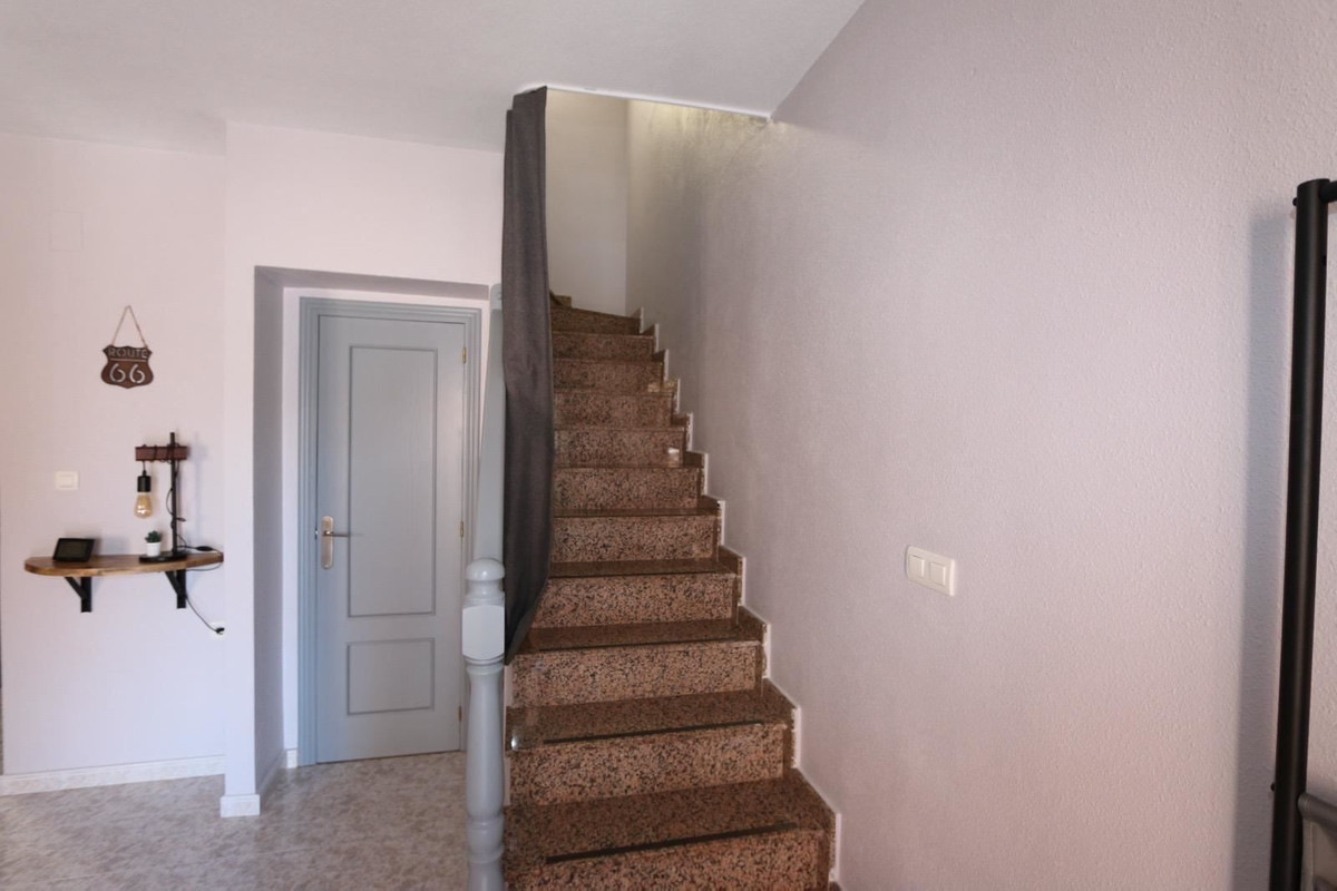 Se vende Apartamento Planta Media de 3 dormitorios en Costa Blanca, Alicante, España
