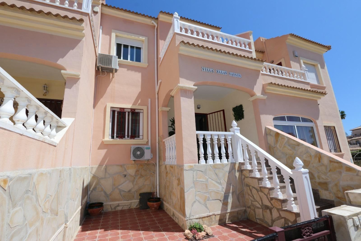 Se vende Apartamento Planta Media de 3 dormitorios en Costa Blanca, Alicante, España