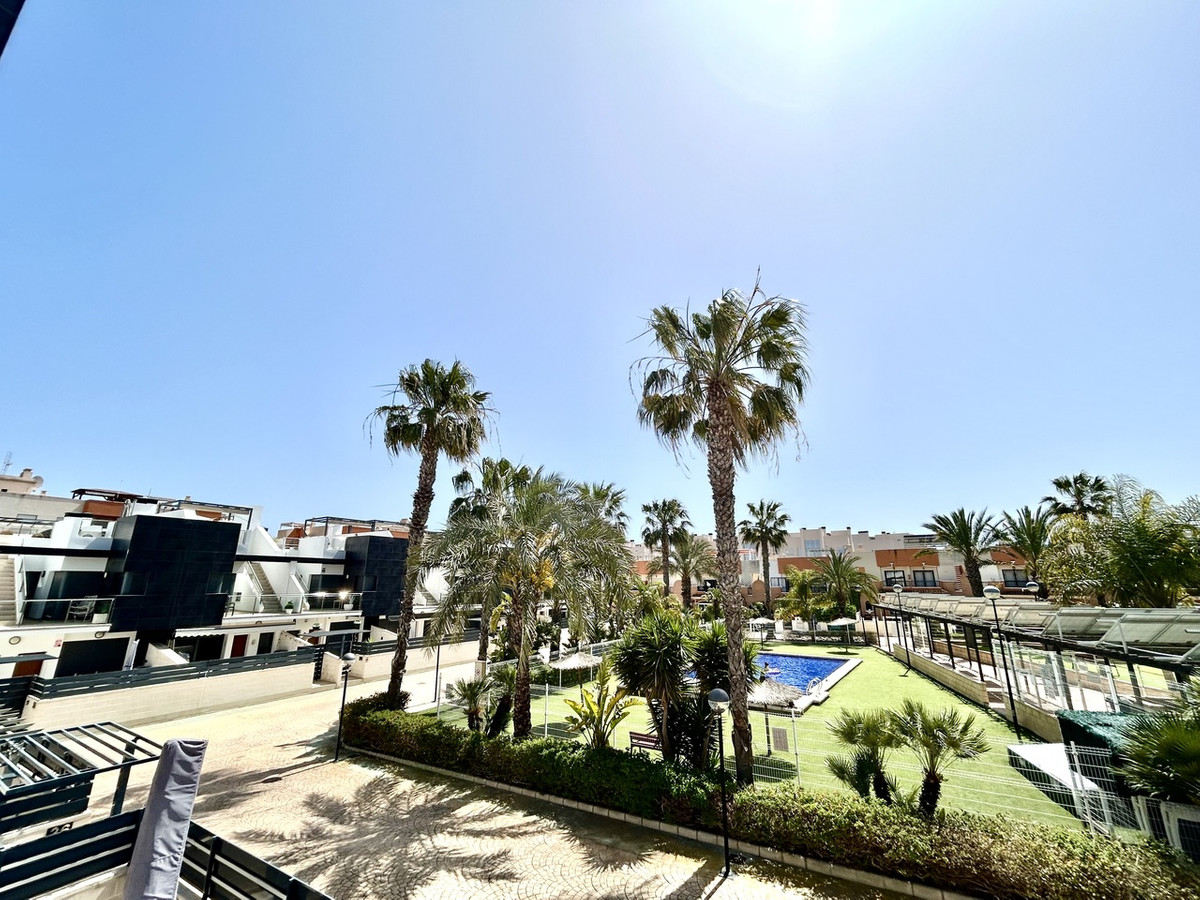 Se vende Adosada de 3 dormitorios en Costa Blanca, Alicante, España