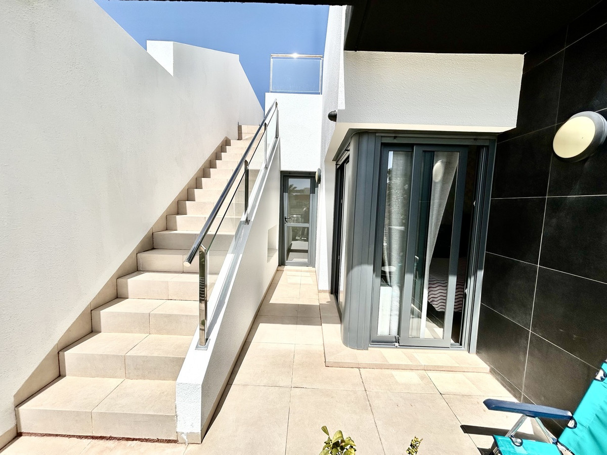 Se vende Adosada de 3 dormitorios en Costa Blanca, Alicante, España