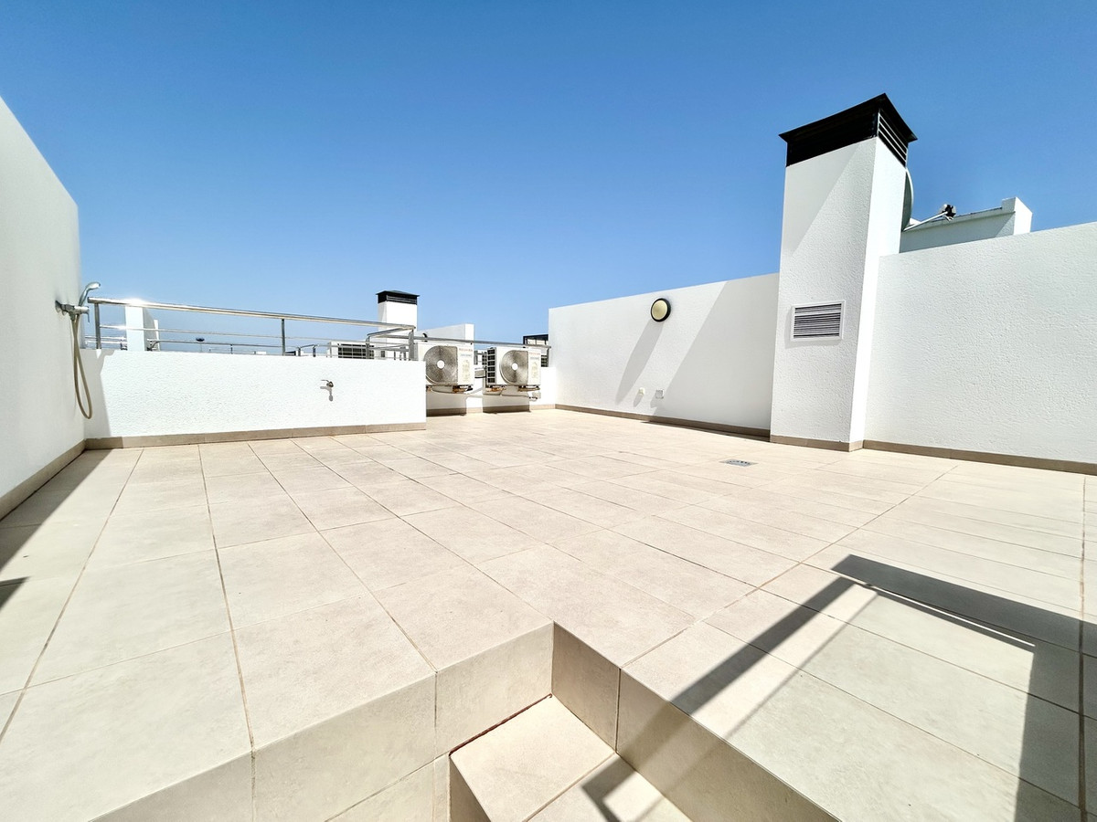 Se vende Adosada de 3 dormitorios en Costa Blanca, Alicante, España