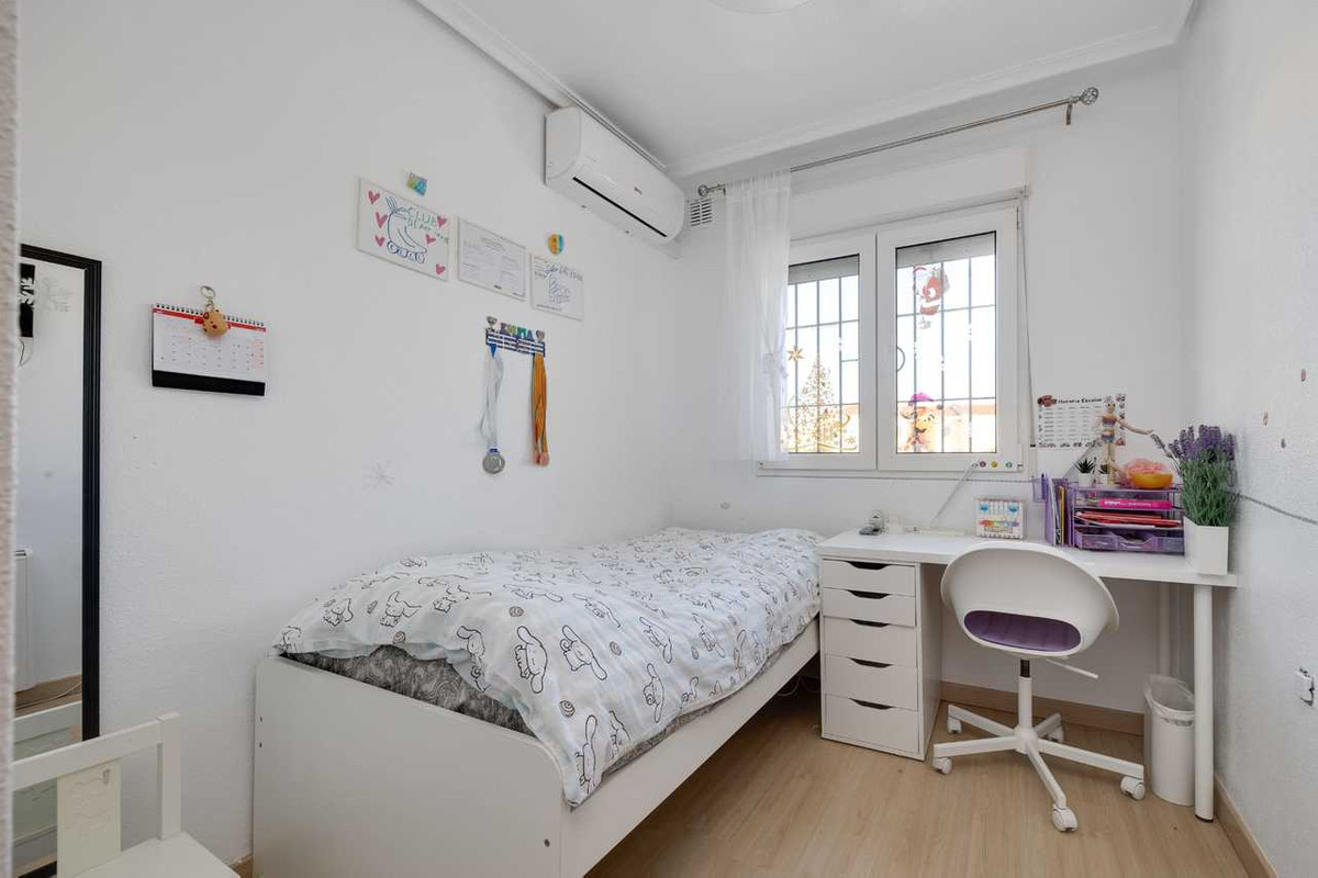 Se vende Adosada de 3 dormitorios en Costa Blanca, Alicante, España