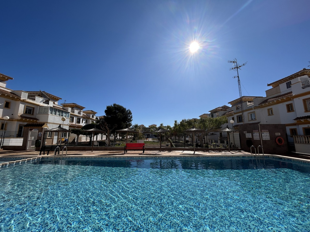Se vende Adosada de 3 dormitorios en Costa Blanca, Alicante, España