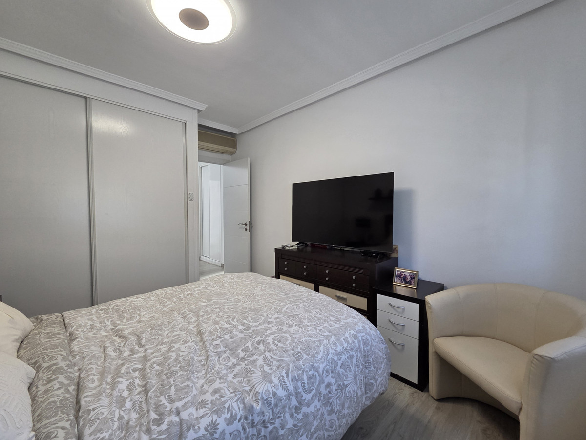 4 Bed Townhouse for sale in Nagüeles Costa Del Sol, Málaga, Spain