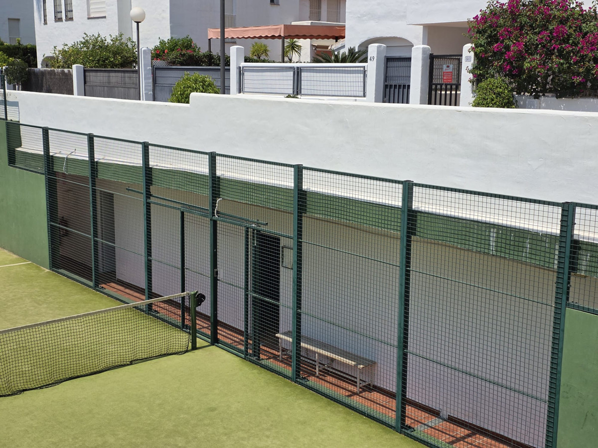 4 Bed Townhouse for sale in Nagüeles Costa Del Sol, Málaga, Spain