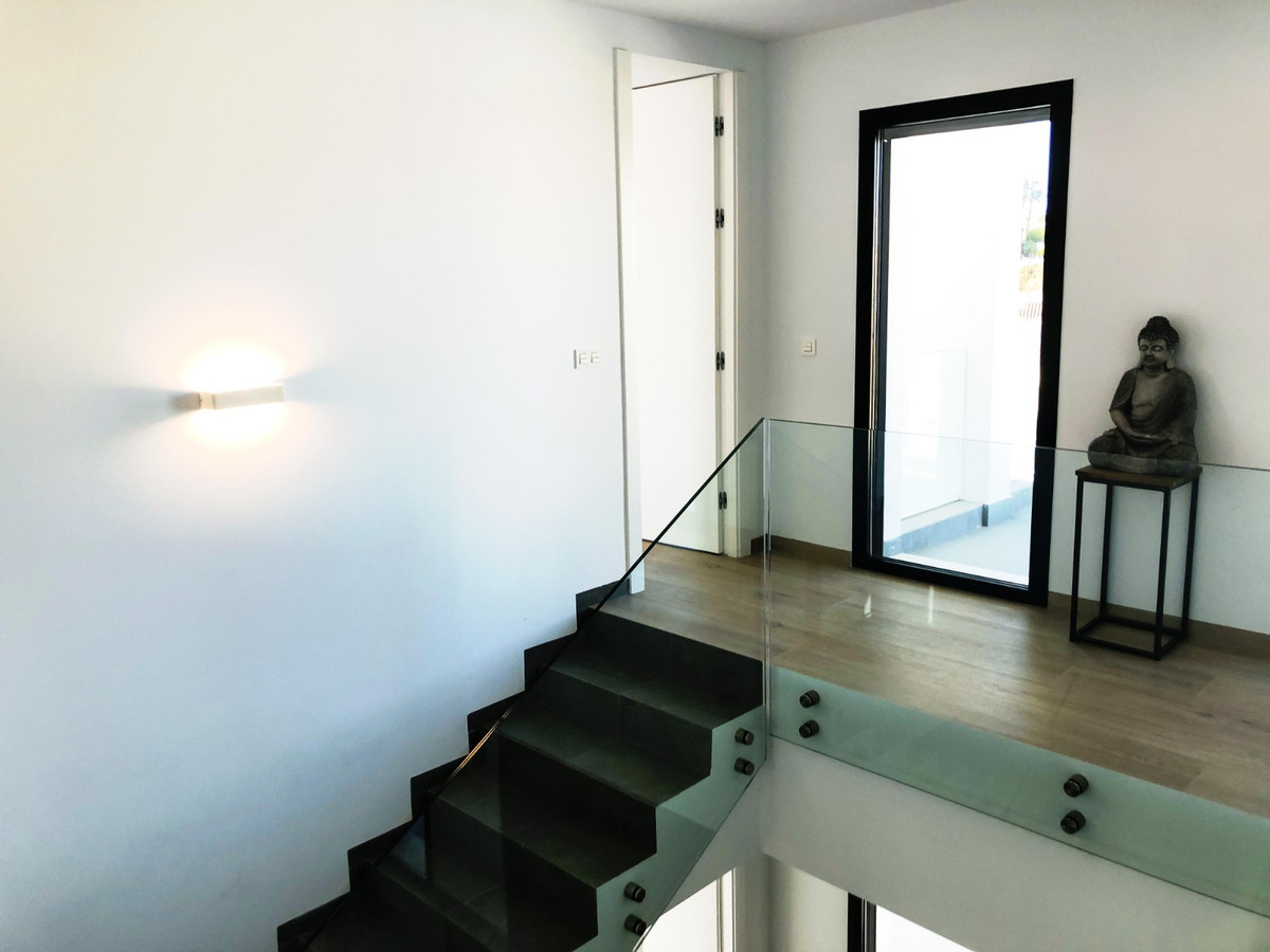 6 Bed Townhouse for sale in Ciudad Quesada Costa Blanca, Alicante, Spain