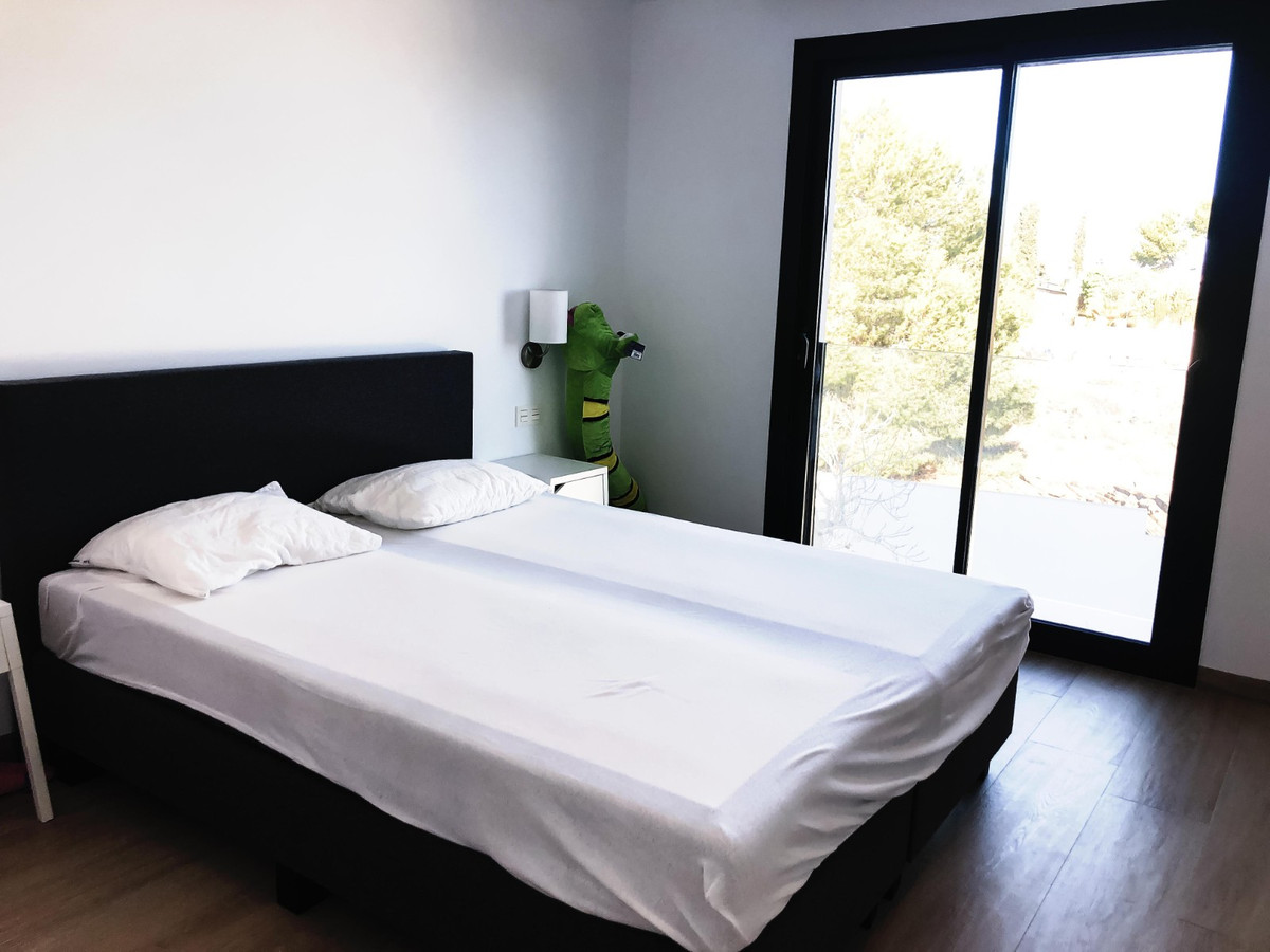 6 Bed Townhouse for sale in Ciudad Quesada Costa Blanca, Alicante, Spain