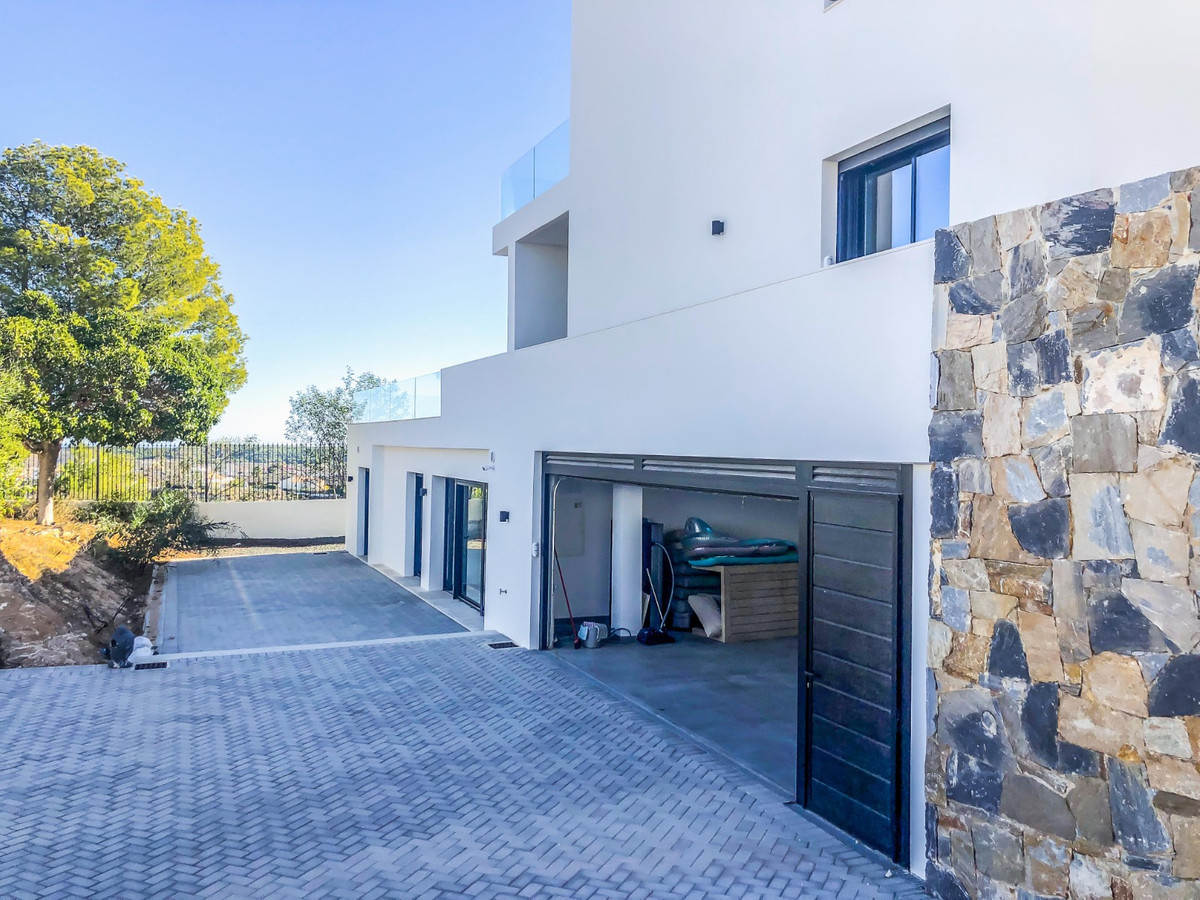 6 Bed Townhouse for sale in Ciudad Quesada Costa Blanca, Alicante, Spain