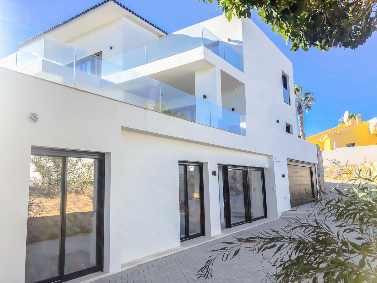 6 Bed Townhouse for sale in Ciudad Quesada Costa Blanca, Alicante, Spain