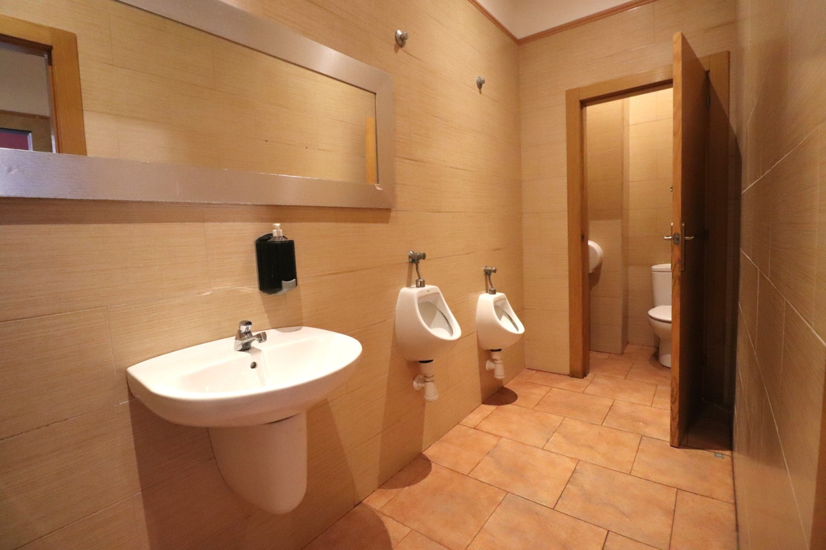 Se vende Local comercial  en Costa Blanca, Alicante, España