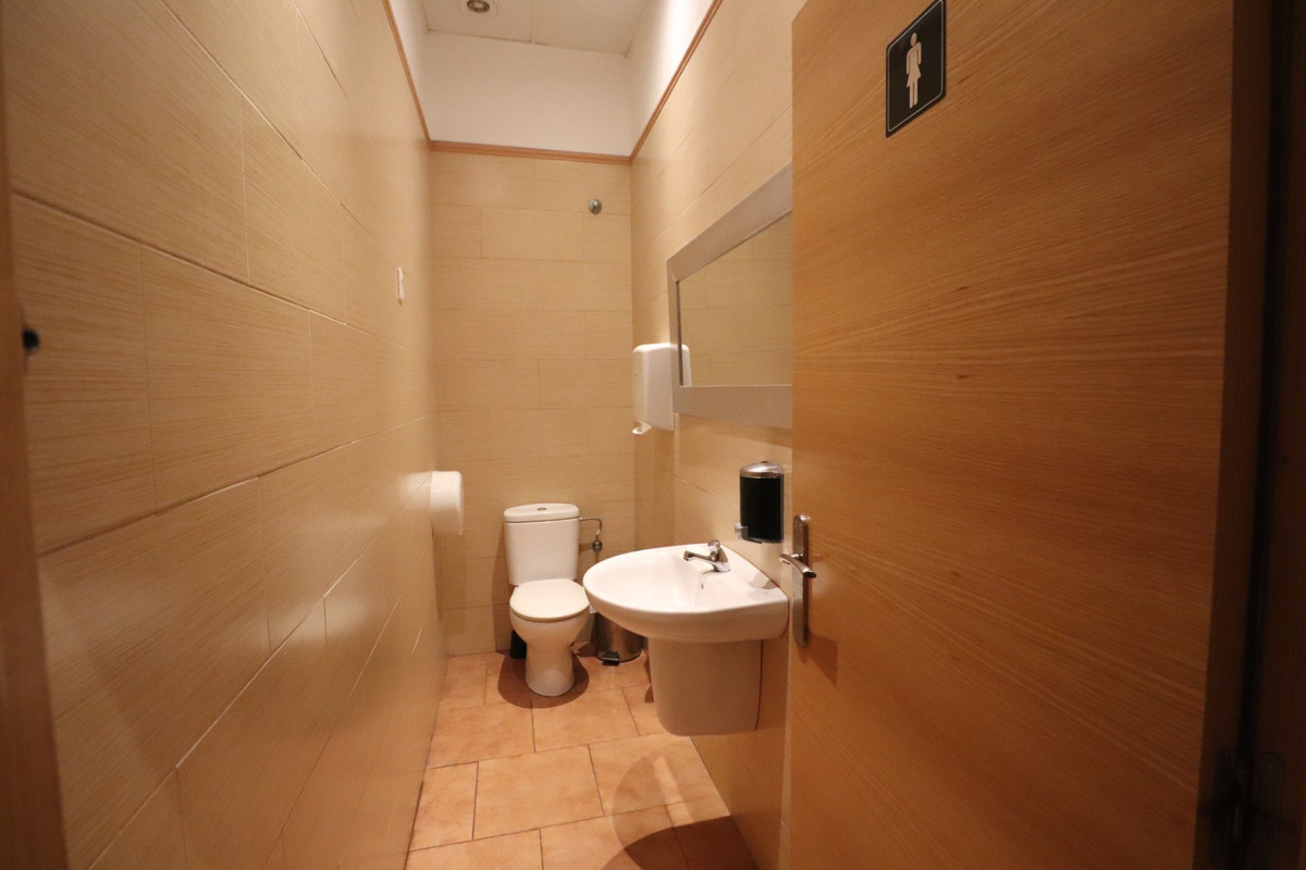 Se vende Local comercial  en Costa Blanca, Alicante, España