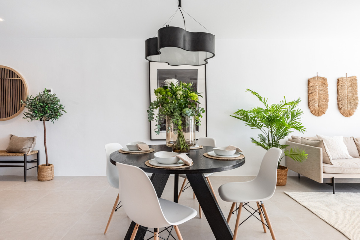 3 Bed Apartment for sale in Marbella Costa Del Sol, Málaga, Spain