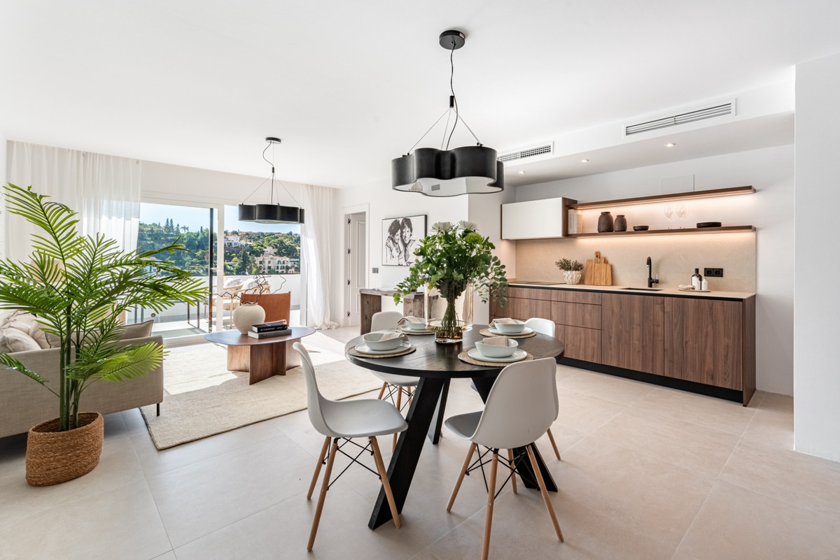 3 Bed Apartment for sale in Marbella Costa Del Sol, Málaga, Spain
