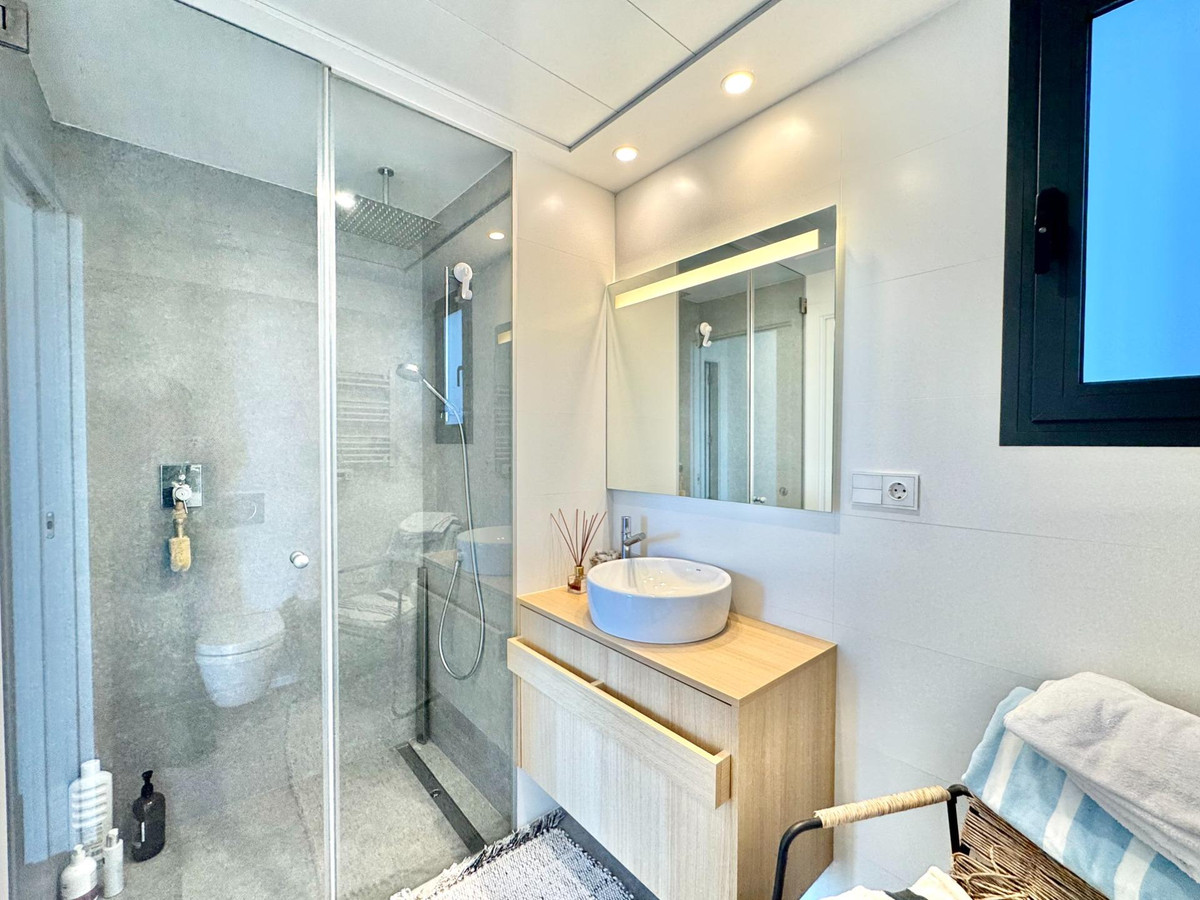 2 Bed Apartment for sale in Las Colinas Golf Costa Blanca, Alicante, Spain