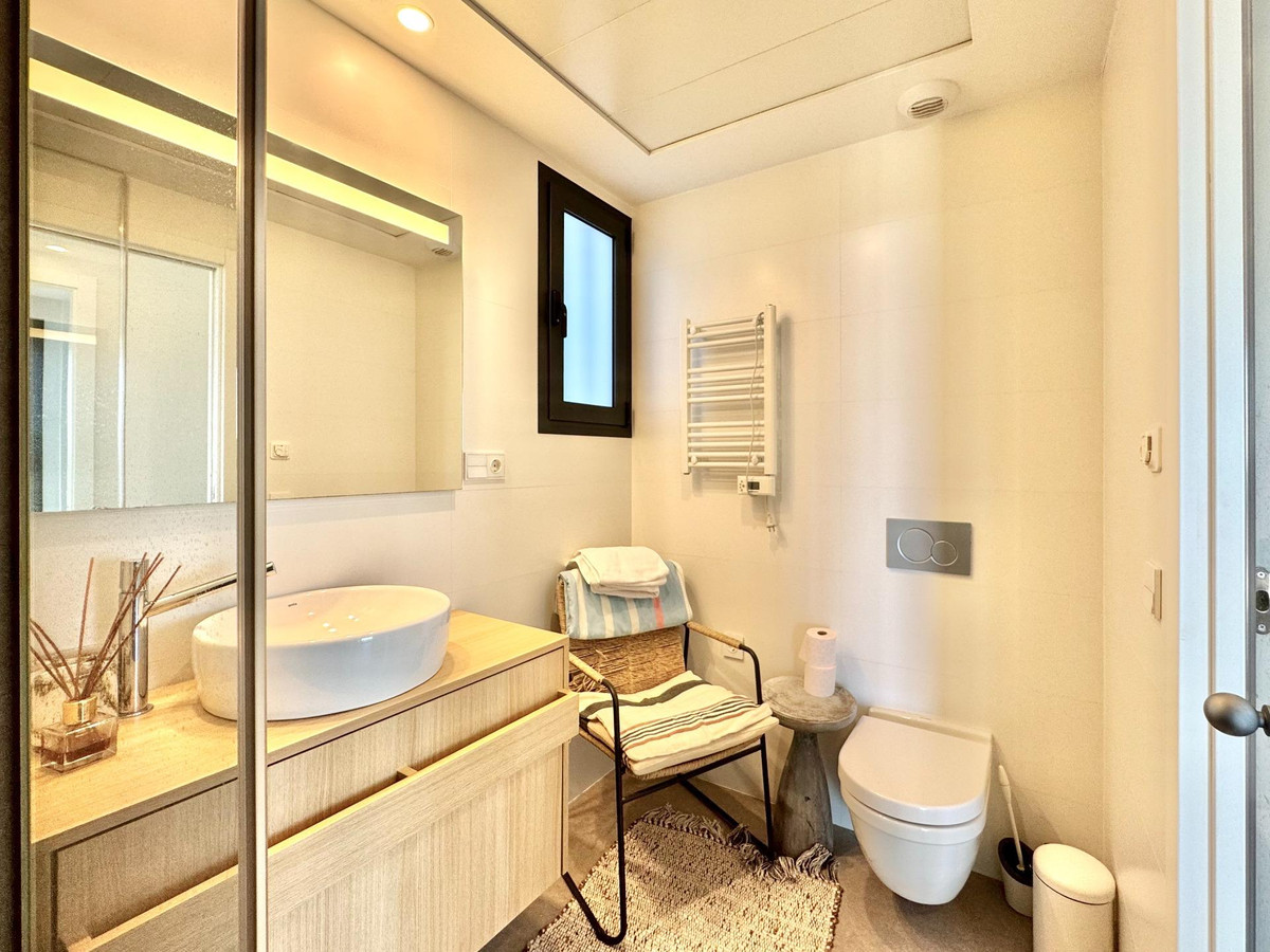 2 Bed Apartment for sale in Las Colinas Golf Costa Blanca, Alicante, Spain