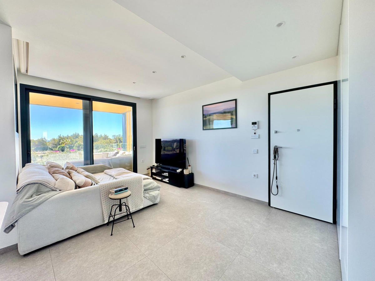 2 Bed Apartment for sale in Las Colinas Golf Costa Blanca, Alicante, Spain