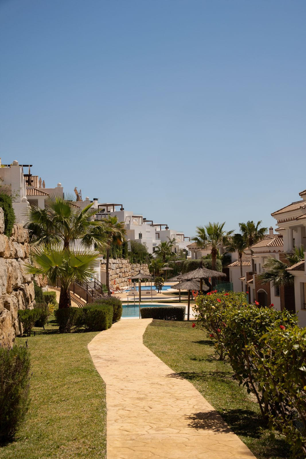 2 Bed Apartment for sale in Casares Costa Del Sol, Málaga, Spain