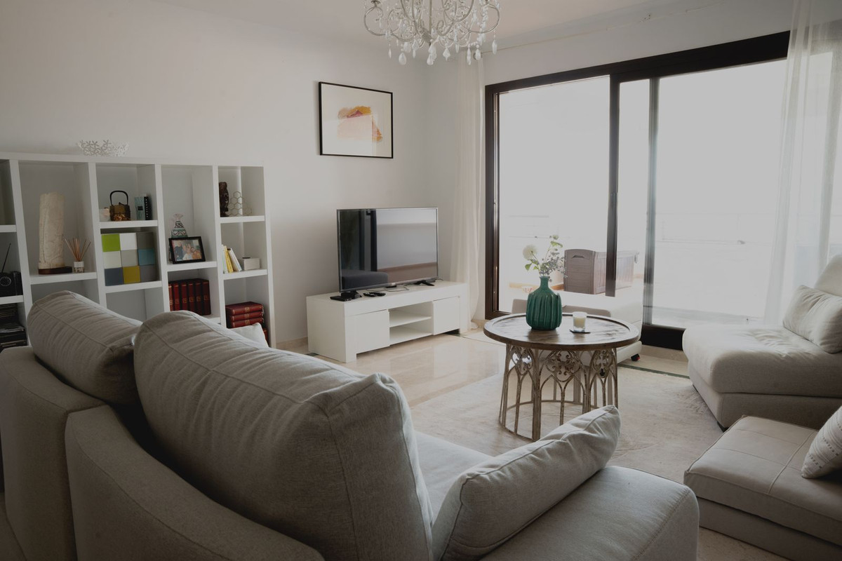 2 Bed Apartment for sale in Casares Costa Del Sol, Málaga, Spain