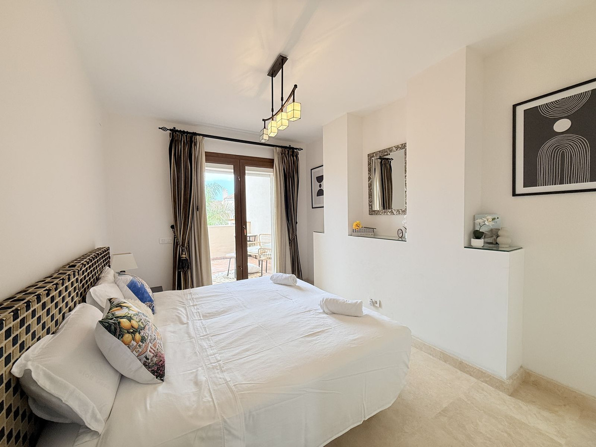 4 Bed Townhouse for sale in El Paraiso Costa Del Sol, Málaga, Spain