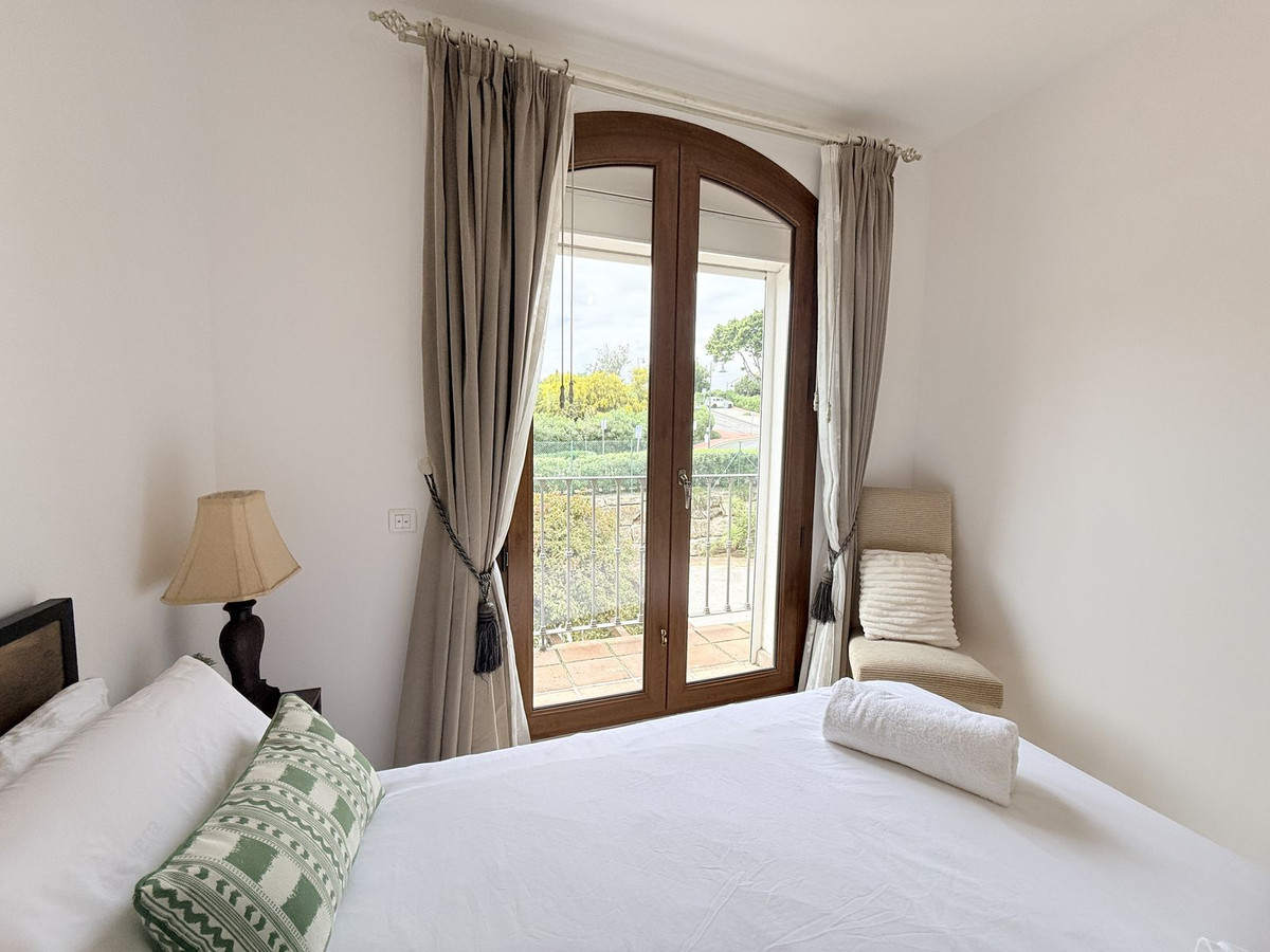 4 Bed Townhouse for sale in El Paraiso Costa Del Sol, Málaga, Spain