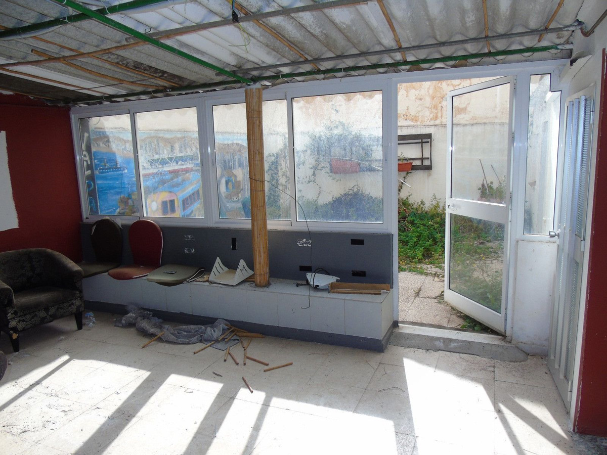 Se vende Terreno Urbano  en Costa Del Sol, Málaga, España
