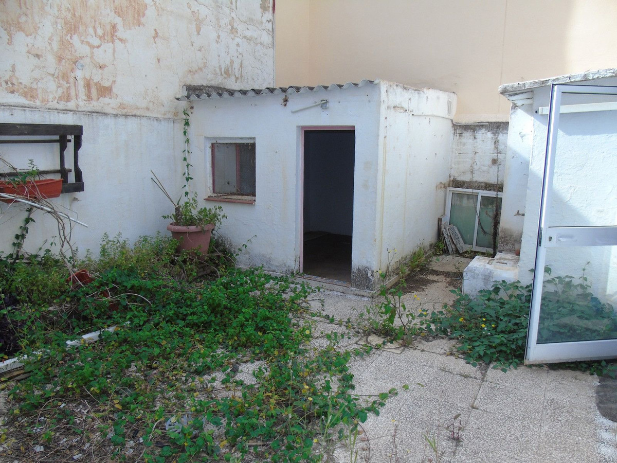Se vende Terreno Urbano  en Costa Del Sol, Málaga, España
