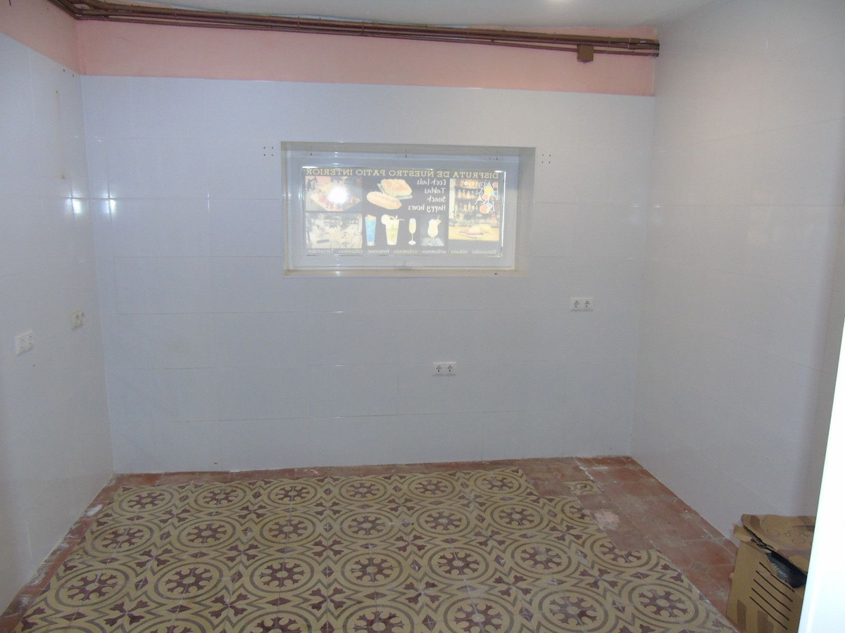 Se vende Terreno Urbano  en Costa Del Sol, Málaga, España
