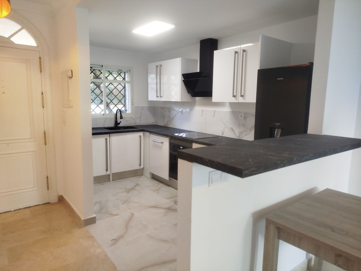 Se vende Apartamento Planta Baja de 2 dormitorios en Costa Del Sol, Málaga, España