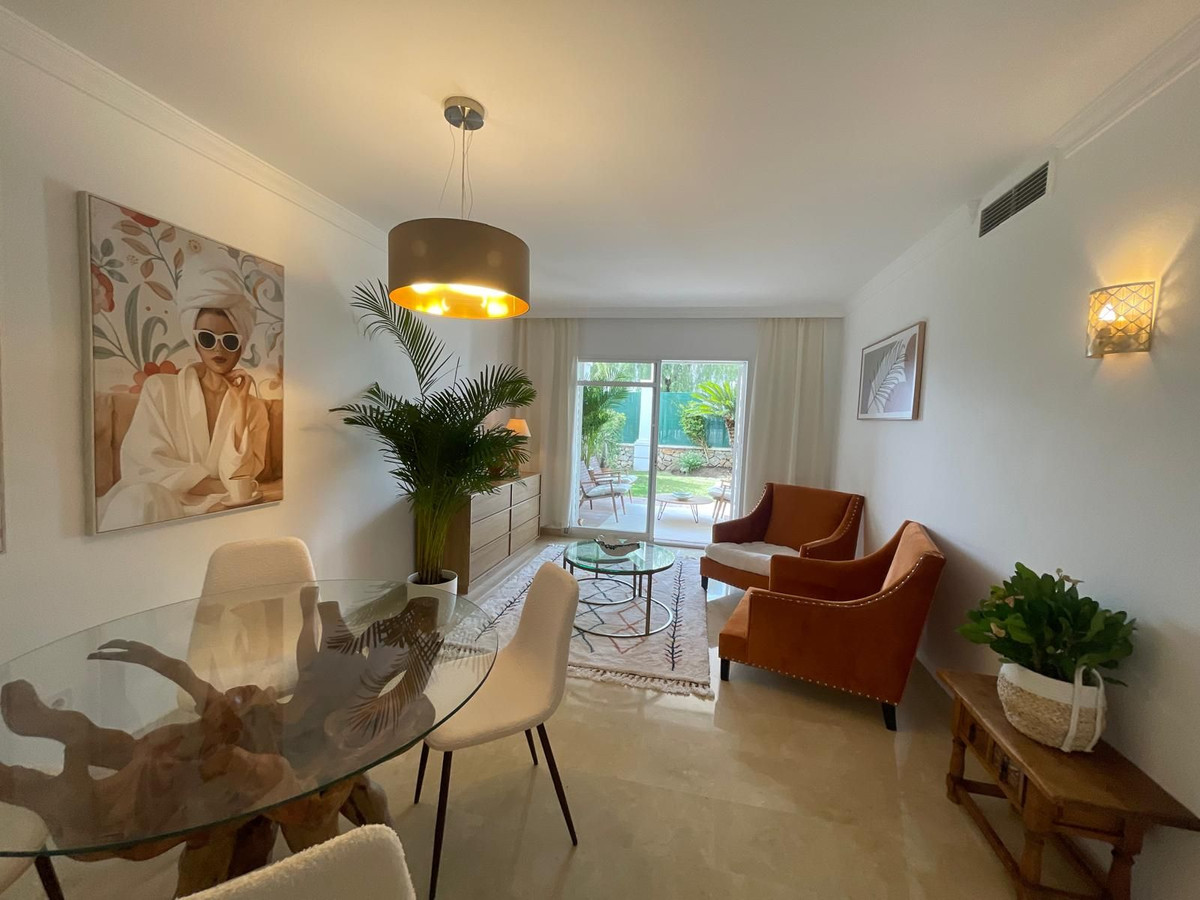 Se vende Apartamento Planta Baja de 2 dormitorios en Costa Del Sol, Málaga, España
