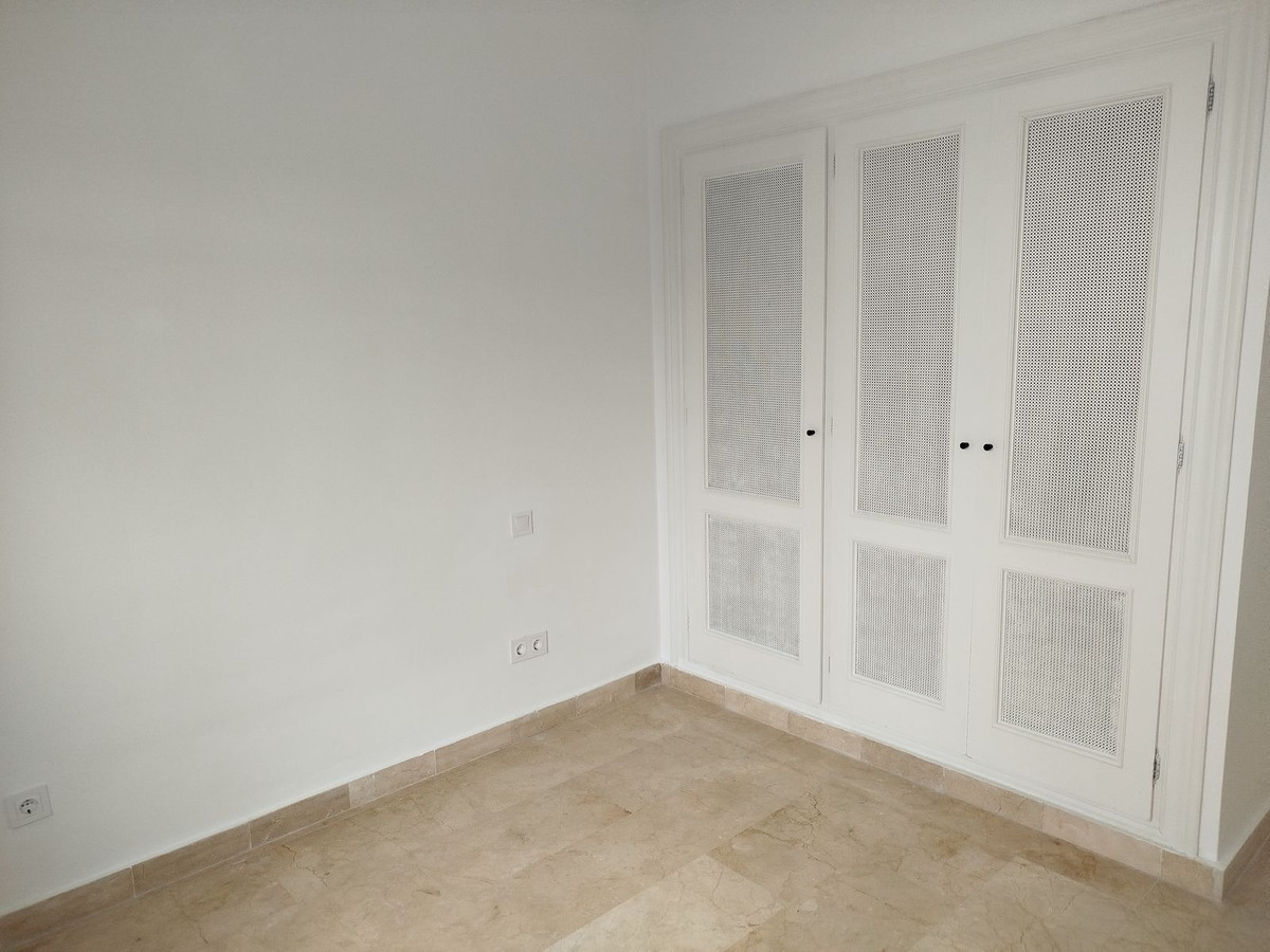 Se vende Apartamento Planta Baja de 2 dormitorios en Costa Del Sol, Málaga, España