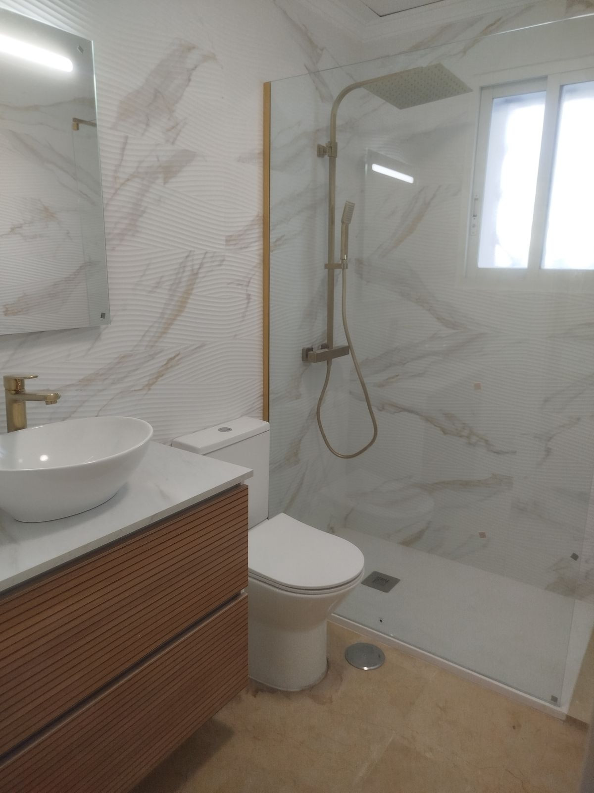 Se vende Apartamento Planta Baja de 2 dormitorios en Costa Del Sol, Málaga, España
