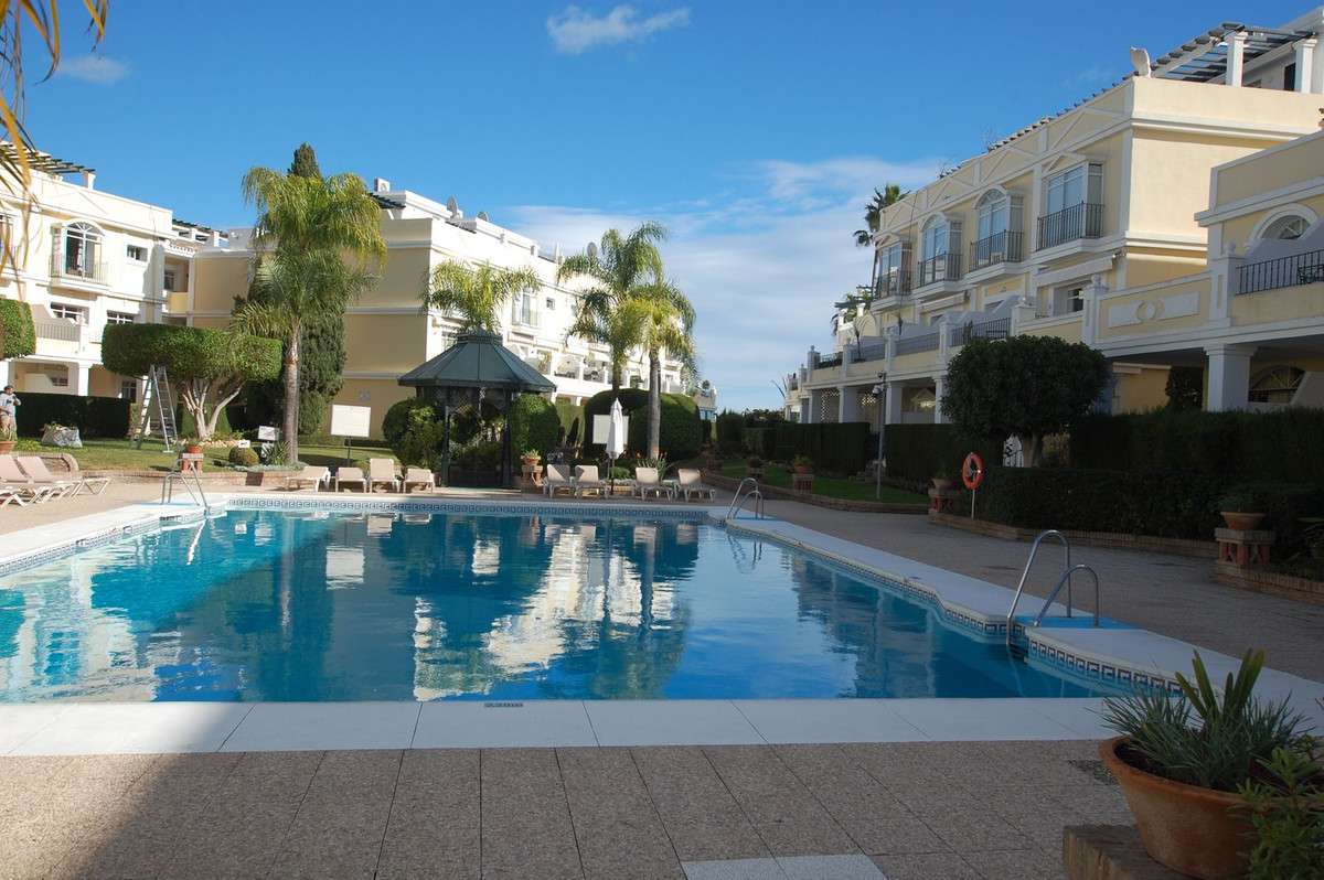 Se vende Apartamento Planta Baja de 2 dormitorios en Costa Del Sol, Málaga, España