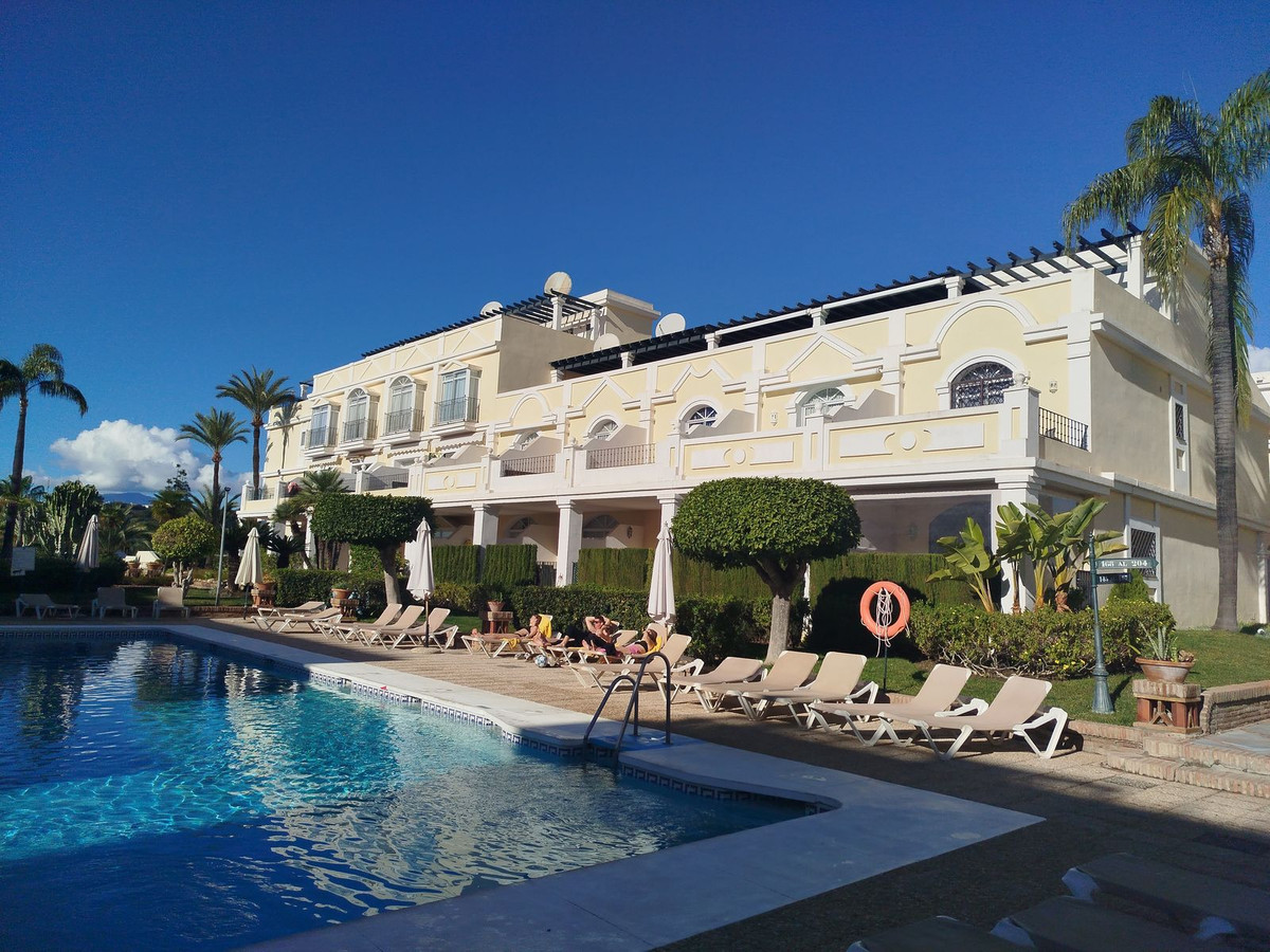 Se vende Apartamento Planta Baja de 2 dormitorios en Costa Del Sol, Málaga, España