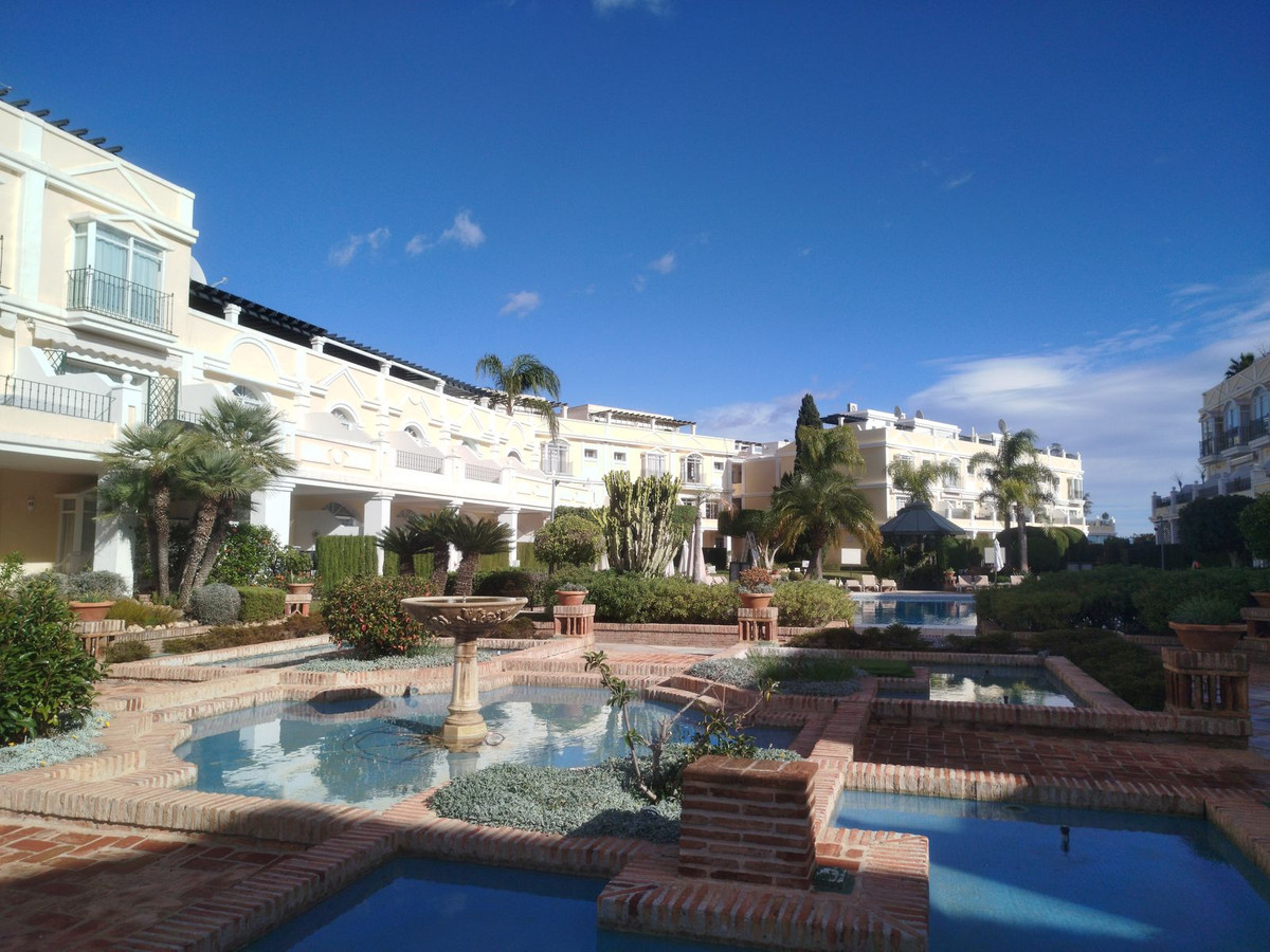 Se vende Apartamento Planta Baja de 2 dormitorios en Costa Del Sol, Málaga, España