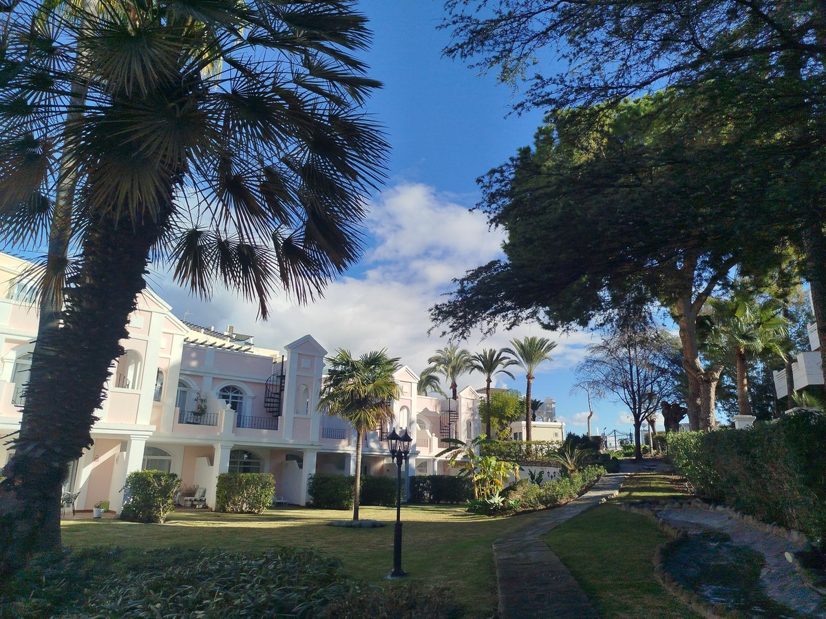 Se vende Apartamento Planta Baja de 2 dormitorios en Costa Del Sol, Málaga, España