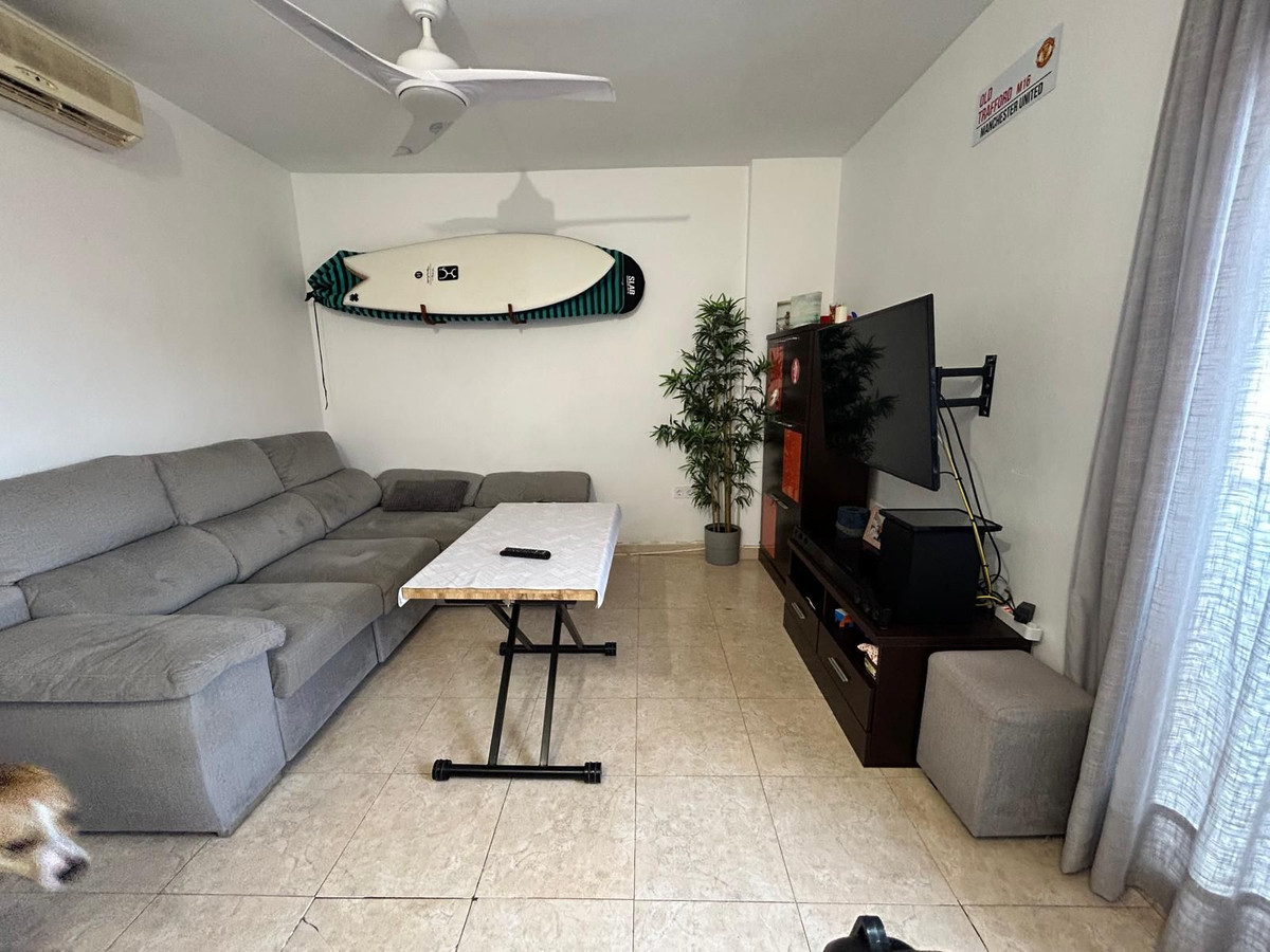 Se vende Apartamento Planta Media de 2 dormitorios en Costa Del Sol, Málaga, España